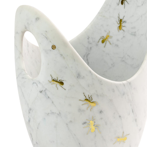 Champagne bucket in Carrara marble with brass inlay